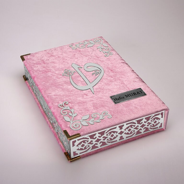 Kadife Kutulu Kur'an-ı Kerim Seti (Bebe Pembe, Gümüş Süsleme)