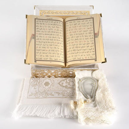Kadife Kutulu Kur’an-ı Kerim + Seccade + Namaz Örtüsü + Tespih + Ayraç) Beyaz