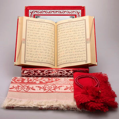 Kadife Kutulu Kur’an-ı Kerim + Seccade + Namaz Örtüsü + Tespih + Ayraç) Ayyıldız